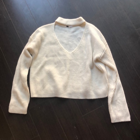 H&M Sweaters - H&M sweater with cutout neck- M H&M Sweaters - H&M sweater with cutout neck- M